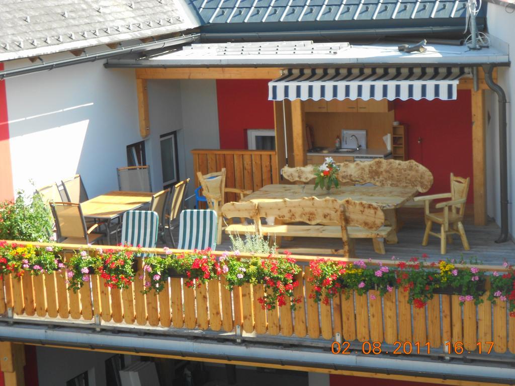 Ferienwohnungen Dzido Hermagor-Pressegger See Exterior photo